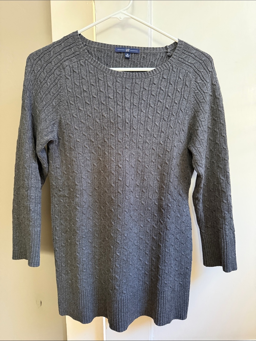 Gap Gray Cable Knit Sweater Size Medium